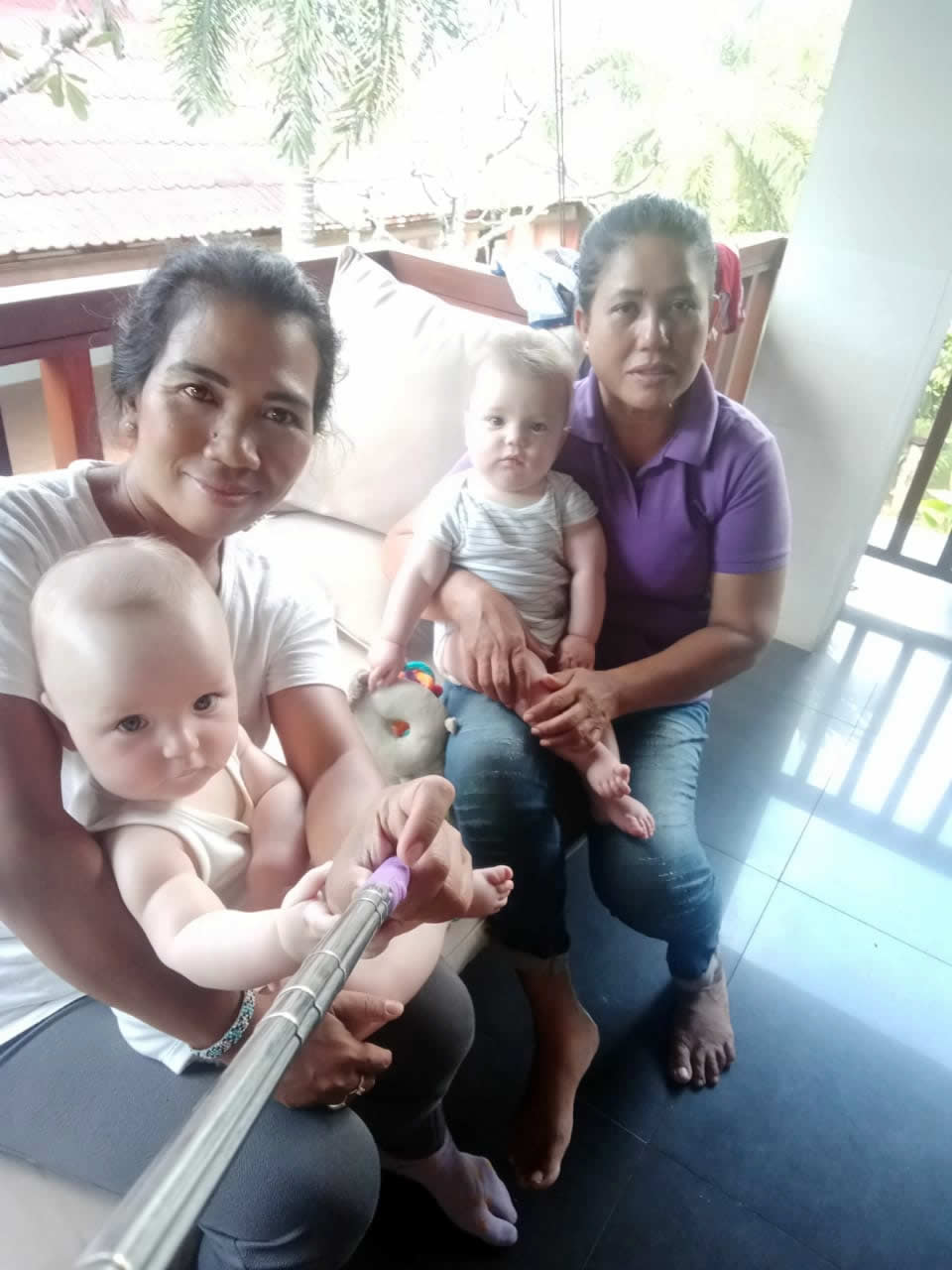 nanny bali service with babies